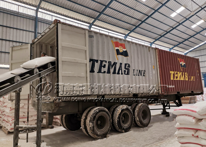 packing machine in sweet potato starch